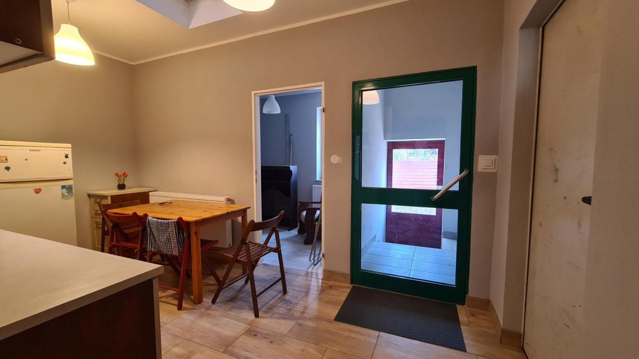 Urocze Apartamenty Na Wsi Goledzinow Exterior foto