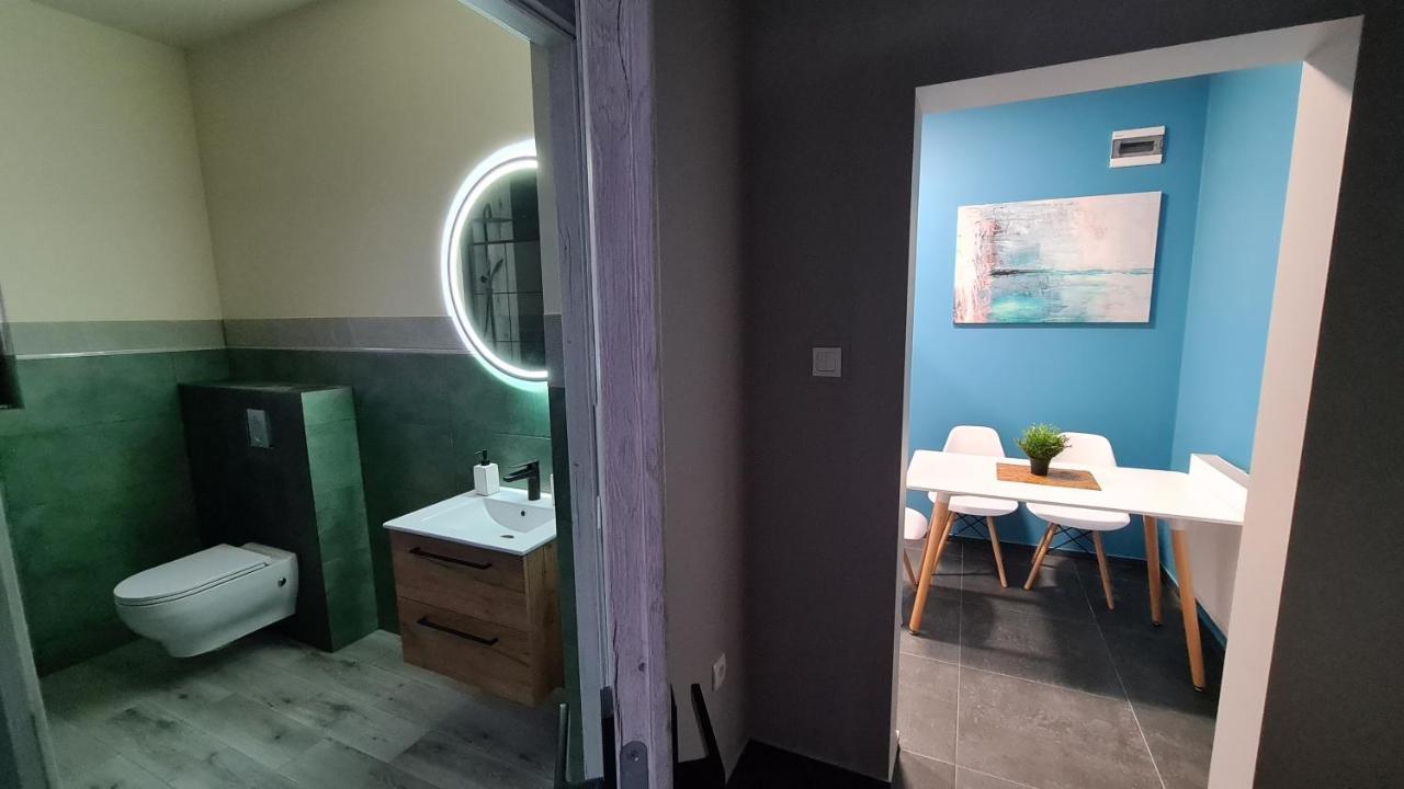 Urocze Apartamenty Na Wsi Goledzinow Exterior foto